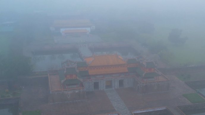 Mùa sương xứ Huế