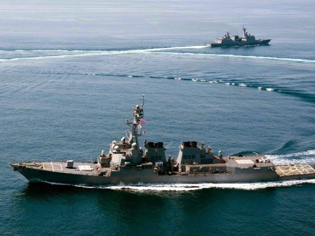 Úc cân nhắc tập trận trên Biển Đông