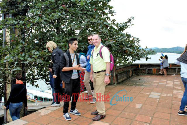 Chỉ 15K để  khám phá Huế