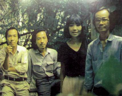 Những ánh mắt màu phỉ thúy