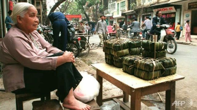 “Bánh Tết 12 giờ” của Việt Nam lên báo nước ngoài