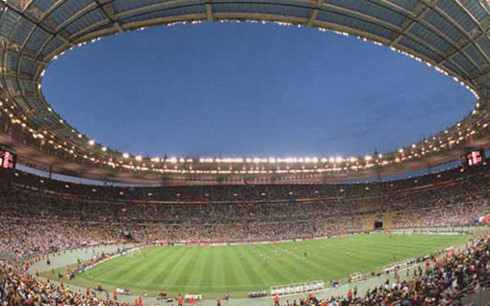 Pháp mở cửa trở lại sân Stade de France sau vụ tấn công khủng bố 13 11