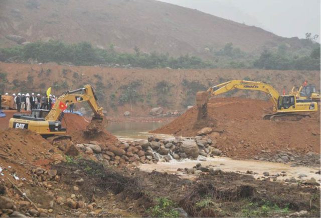 Đẩy nhanh tiến độ thi công