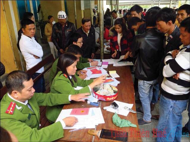 Hanh thông mặc dù lượng người tăng đột biến