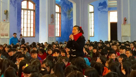 Tư vấn tuyển sinh-hướng nghiệp 2016 thu hút hàng ngàn học sinh