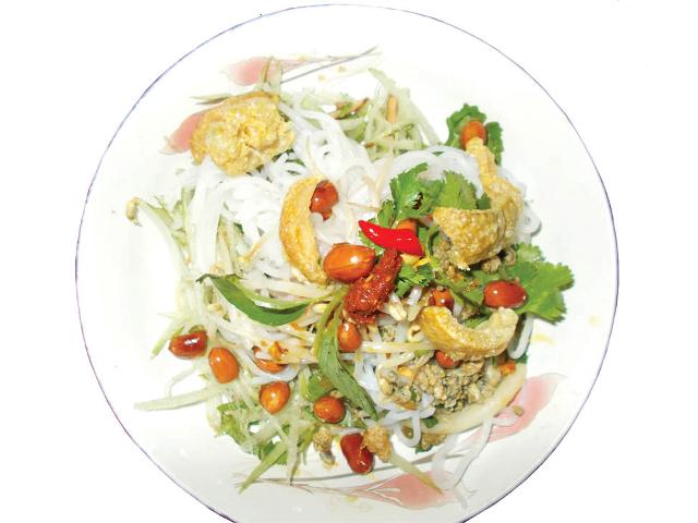 Những biến tấu của cơm hến
