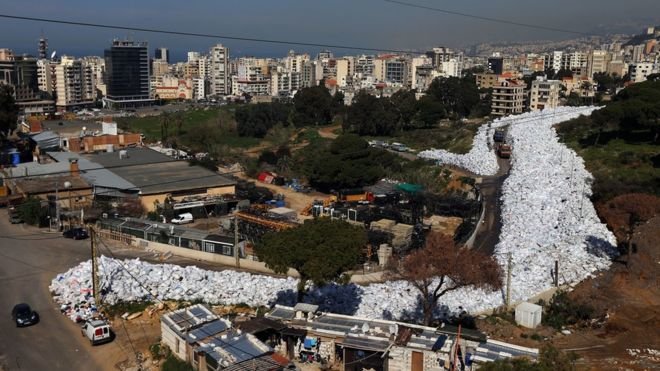 Khủng hoảng rác, dân biểu tình dọa làm tê liệt Li-băng