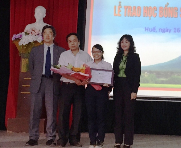 Trao 20 suất học bổng Soshi trị giá hơn 4 tỷ cho học sinh