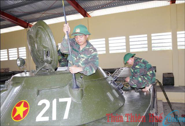 Lính tăng trên thao trường