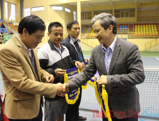 Khai mạc Giải quần vợt truyền thống Thừa Thiên Huế mở rộng - 2016