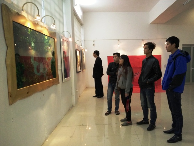 57 tác phẩm tham gia Triển lãm Mỹ thuật trẻ lần thứ 1