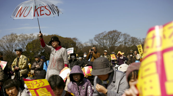 Hơn 30 000 người Nhật biểu tình phản đối điện hạt nhân