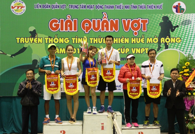 Bế mạc Giải quần vợt Thừa Thiên Huế mở rộng năm 2016