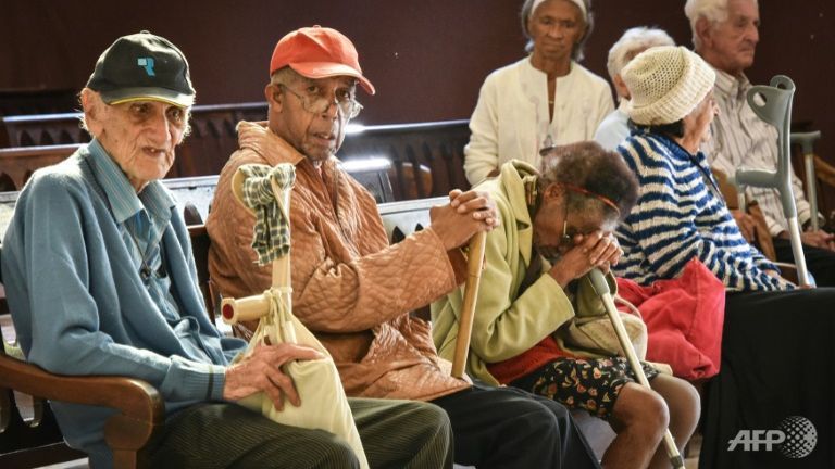 Bùng nổ lượng người cao tuổi toàn cầu