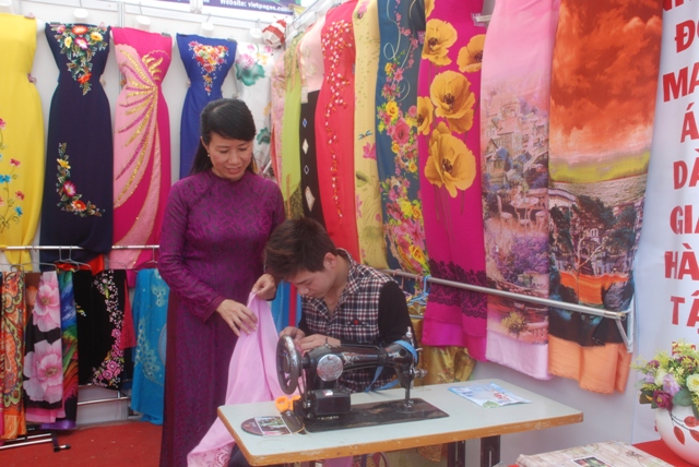 Áo dài short time ở Huế