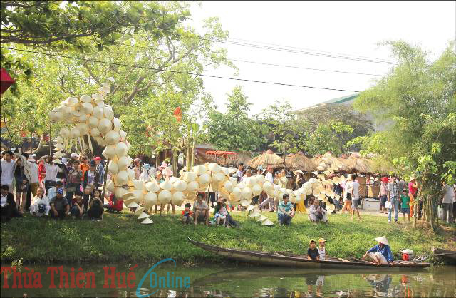 Chợ quê ngày hội Đậm chất xưa