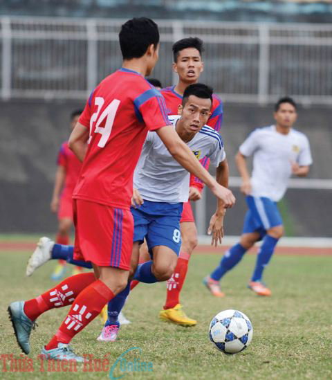 Huế chật vật trước mùa giải mới