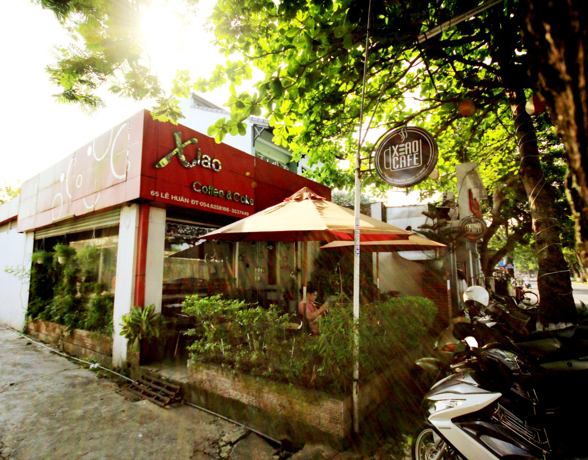 Nhỏ xinh Xiao Cafe