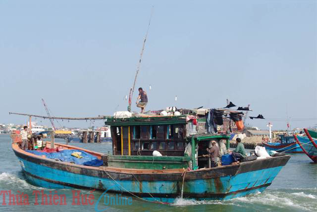 Không chủ quan sẽ tránh được tai nạn trên biển