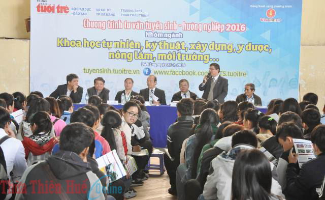 Gắn tư vấn với định hướng việc làm