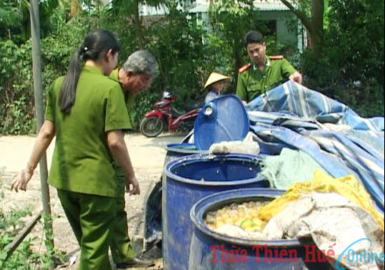 Phát hiện măng, chanh muối kém chất lượng, không rõ nguồn gốc