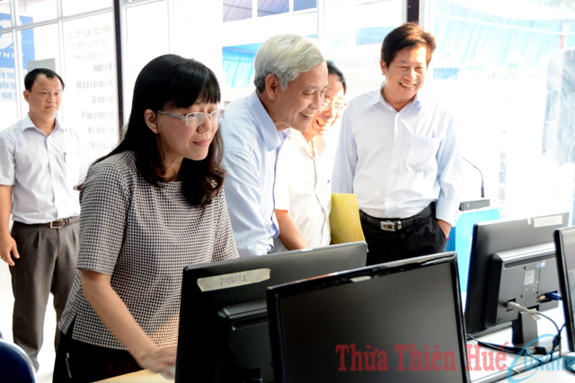 20 máy vi tính kết nối internet tốc độ cao sẵn sàng phục vụ báo chí dịp Festival Huế 2016