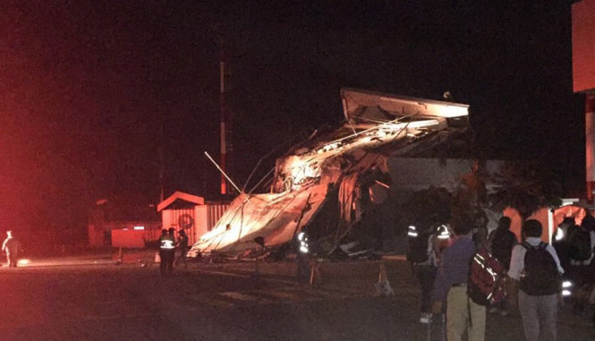 Động đất 7,8 độ richter ở Ecuador 41 người chết, nguy cơ sóng thần