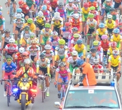 “Non sông liền một dải” 2016 tiếp tục chinh phục chặng Huế - Đà Nẵng