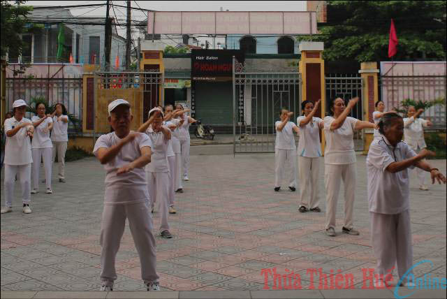 Giúp người cao tuổi sống vui, sống khỏe