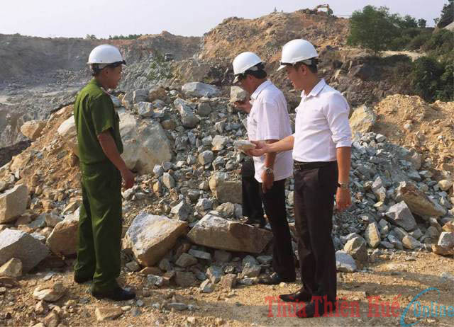 Đánh đu số phận ở các mỏ đá