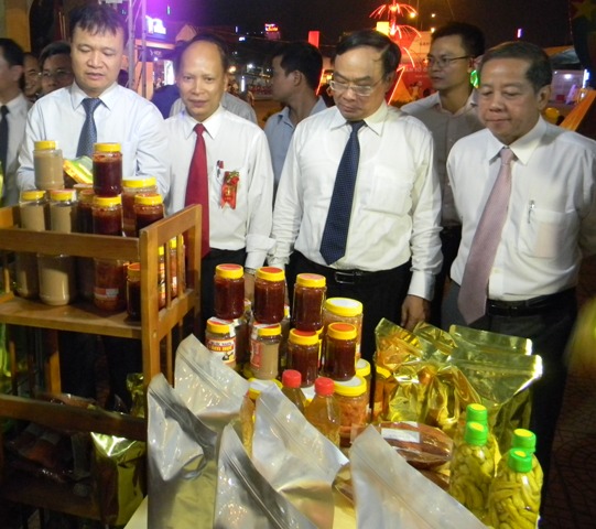 650 gian hàng tham gia Hội chợ thương mại quốc tế Festival 2016