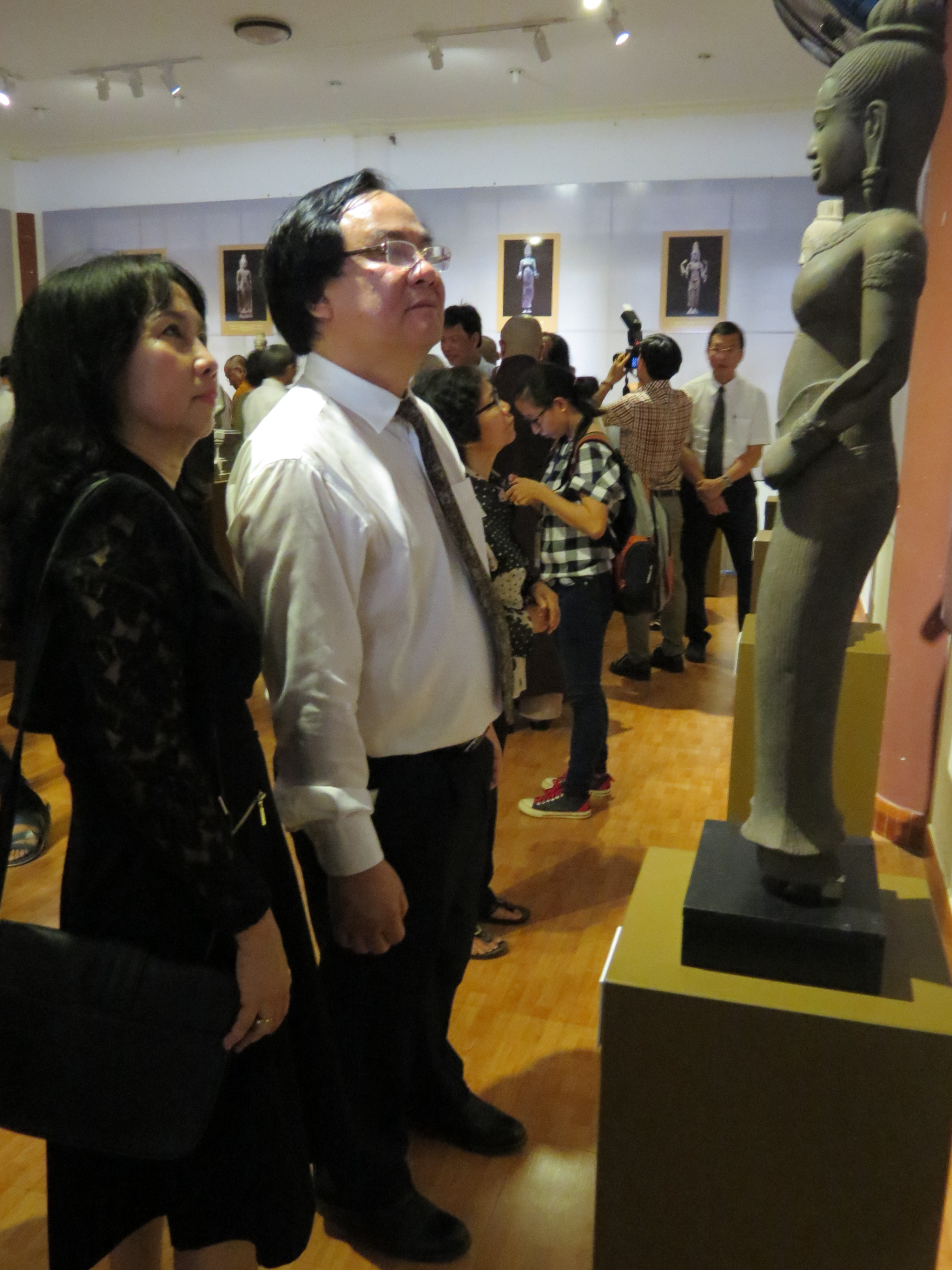 Triển lãm 76 hiện vật mỹ thuật cổ Phật giáo và Hindu giáo khu vực phía Nam