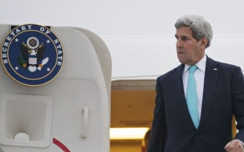 Ngoại trưởng Mỹ bay gấp đến Geneva họp khẩn về tình hình Syria