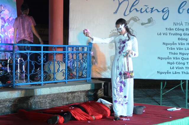 Ngân vọng “Những bước chân”