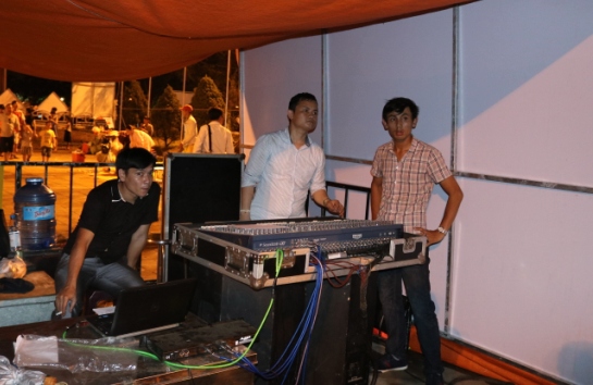 “Thầm lặng” trong Festival