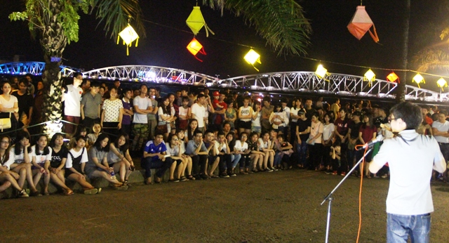 Sôi nổi âm nhạc đường phố