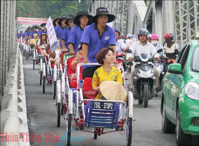 Những ngày Festival Huế 2016 Khách tăng mạnh