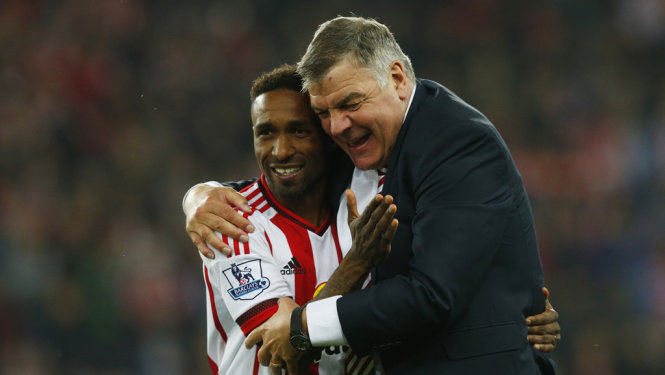 Vua trụ hạng Sam Allardyce ở lại Premier League cùng Sunderland