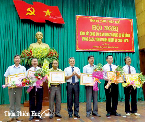 Tập trung xây dựng đội ngũ cán bộ đủ năng lực, phẩm chất và ngang tầm nhiệm vụ