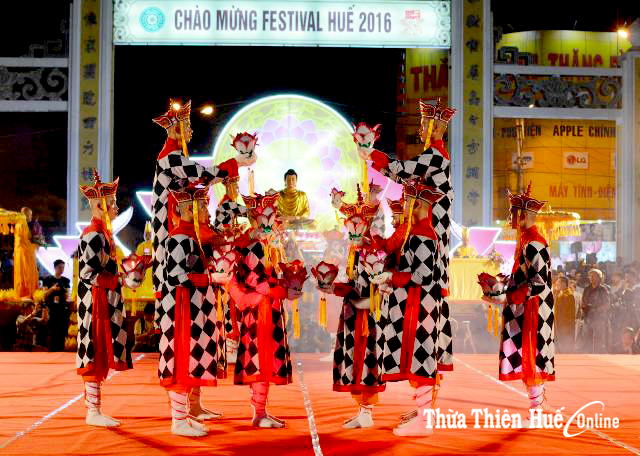 Duyên nợ cà sa