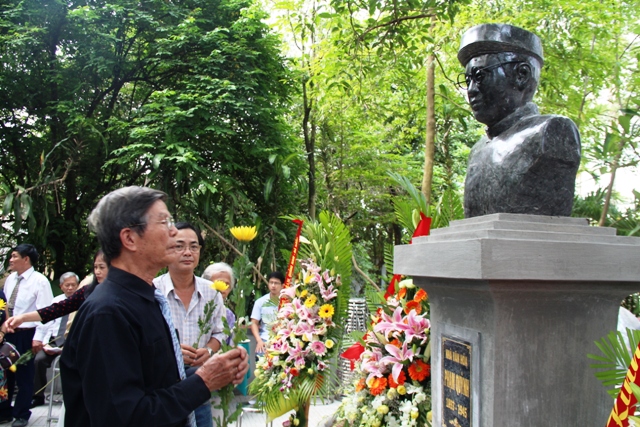 Khánh thành tượng cụ Phạm Quỳnh