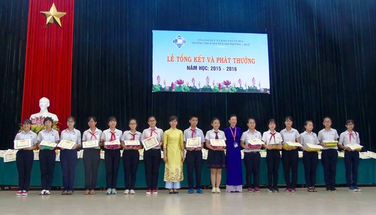 98,2 học sinh Trường THCS Nguyễn Tri Phương đạt loại khá, giỏi