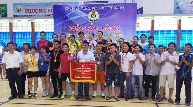 Giải cầu lông CNVCLĐ 2016 LĐLĐ TP Huế đạt giải nhất