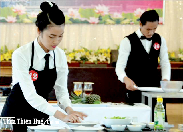 Tạo nguồn lao động du lịch chuyên nghiệp