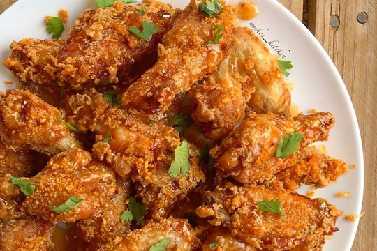 Mẹ đảm gốc Việt ở Úc gây sốt mạng xã hội bằng bữa tối Việt Nam