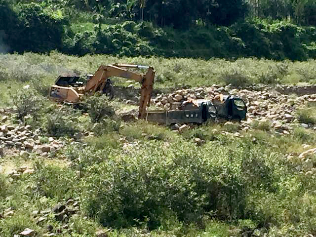 Công khai và phức tạp