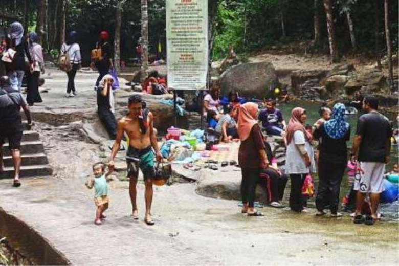 Malaysia cảnh báo nguy cơ nhiễm trùng xoắn móc câu