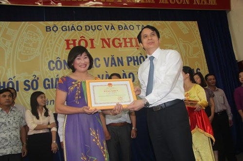Công tác thi đua – khen thưởng ngành giáo dục còn nặng về hình thức