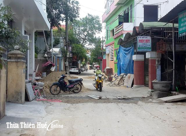 Bừa bộn vật liệu xây dựng