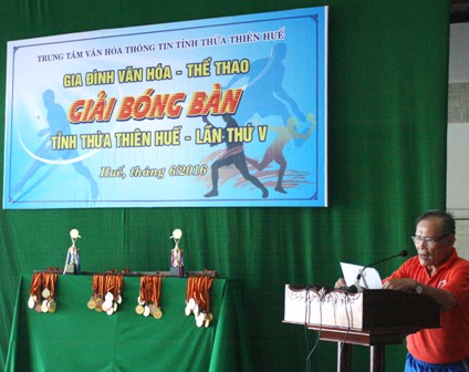 Khởi tranh giải bóng bàn gia đình văn hóa - thể thao